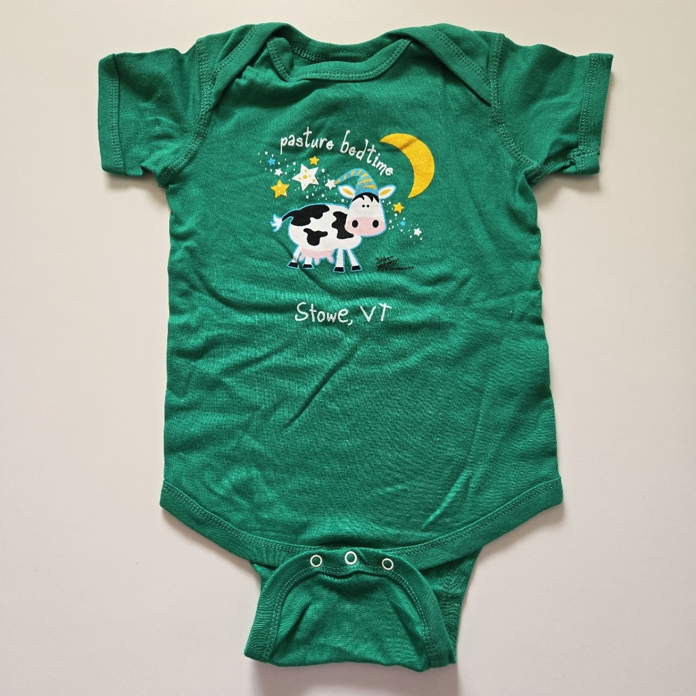 Rabbit Skins Toddler One Piece Sleeper Size 18 M Stowe Vermont Cows Green NWT